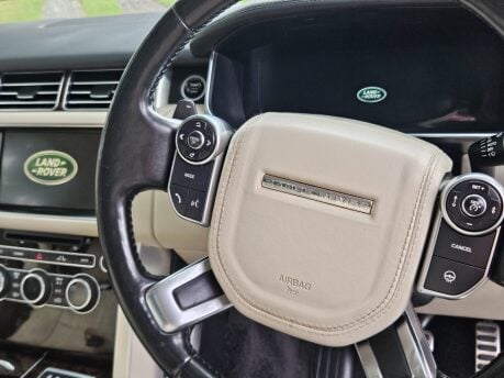 Land Rover Range Rover SDV8 VOGUE SE Complete Land Rover Service History 24