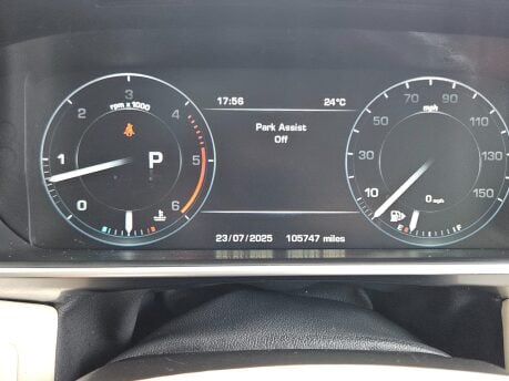 Land Rover Range Rover SDV8 VOGUE SE Complete Land Rover Service History 45