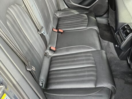 Audi A6 AVANT TDI S LINE 32