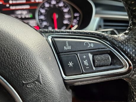 Audi A6 AVANT TDI S LINE 48