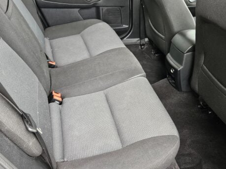 Ford Mondeo ZETEC 19