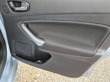 Ford Mondeo ZETEC 23