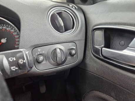 Ford Mondeo ZETEC 39