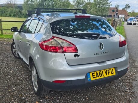 Renault Megane DYNAMIQUE TOMTOM VVT New MOT Ulez Compliant 7