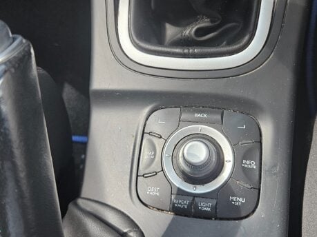 Renault Megane DYNAMIQUE TOMTOM VVT New MOT Ulez Compliant 40