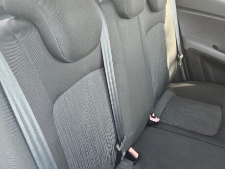 Hyundai i10 ACTIVE 27