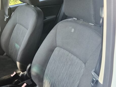 Hyundai i10 ACTIVE 39