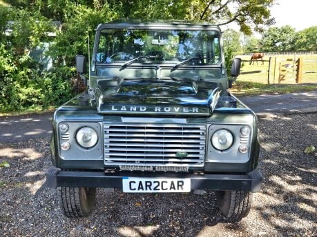 Land Rover Defender 90 XS STATION WAGON 11