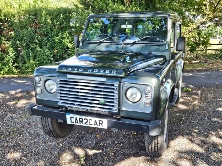 Land Rover Defender 90 XS STATION WAGON 10