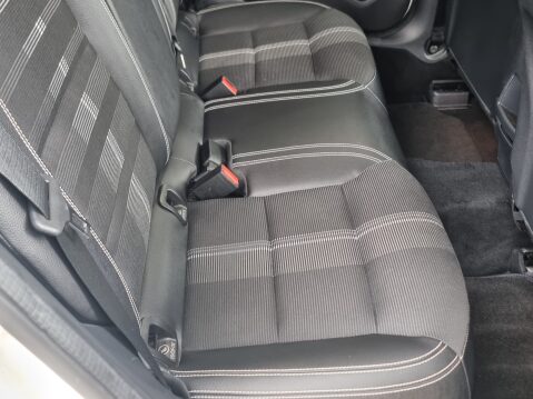 Mercedes-Benz GLA Class GLA 180 URBAN EDITION 35