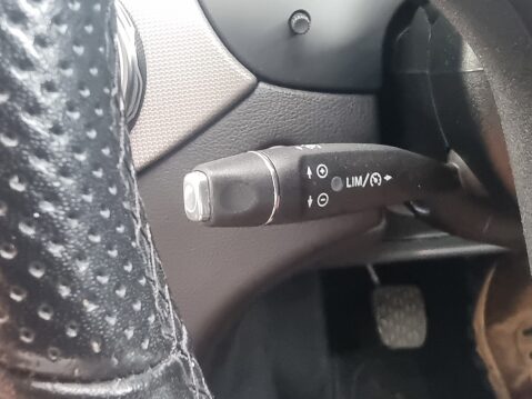 Mercedes-Benz GLA Class GLA 180 URBAN EDITION 53