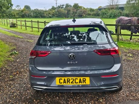 Volkswagen Golf STYLE TSI 6