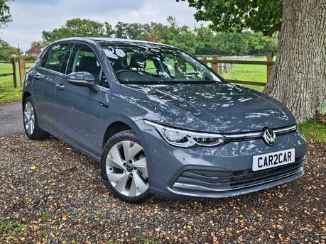 Volkswagen Golf STYLE TSI