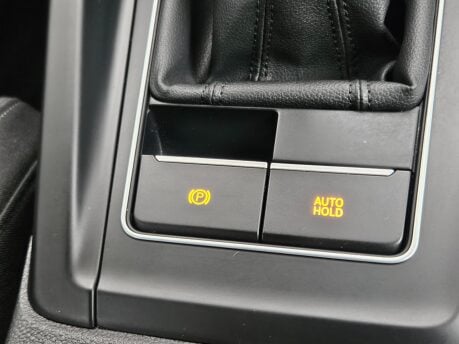Volkswagen Golf STYLE TSI 19