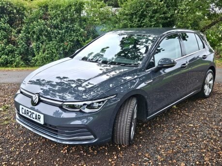 Volkswagen Golf STYLE TSI 9
