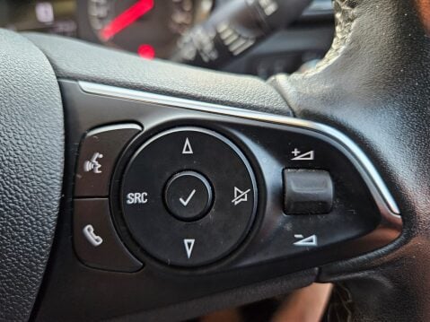 Vauxhall Crossland X GRIFFIN 32