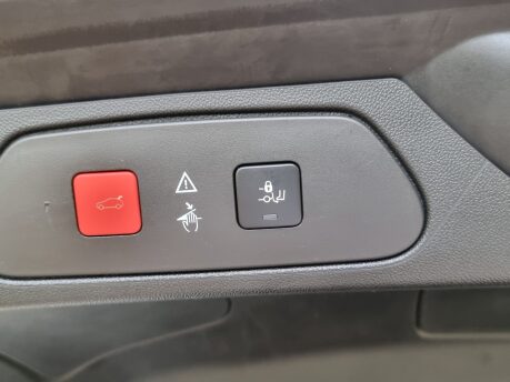 Vauxhall Grandland X SPORT NAV S/S 22