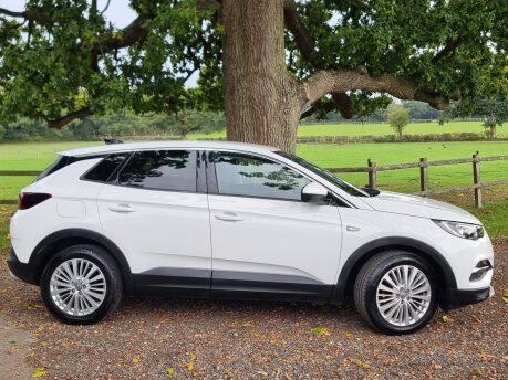 Vauxhall Grandland X SPORT NAV S/S 3
