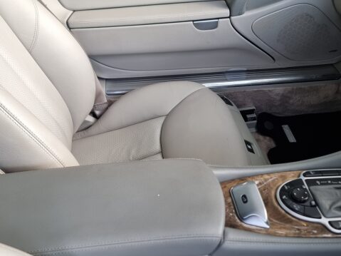 Mercedes-Benz SL Series SL350 34