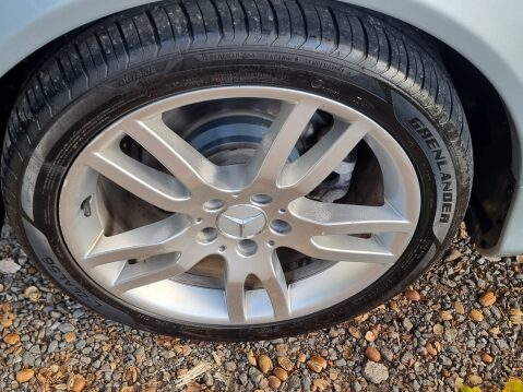 Mercedes-Benz SL Series SL350 24