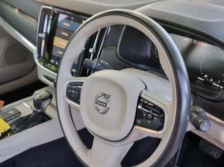 Volvo V90 D5 POWERPULSE CROSS COUNTRY AWD 22