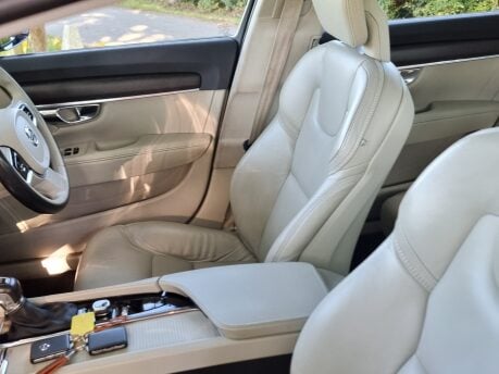 Volvo V90 D5 POWERPULSE CROSS COUNTRY AWD 42