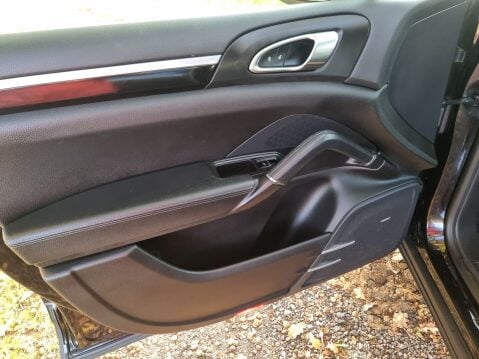 Porsche Cayenne D V6 TIPTRONIC 43