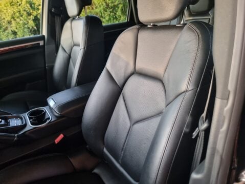 Porsche Cayenne D V6 TIPTRONIC 46