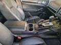 Porsche Cayenne D V6 TIPTRONIC 30