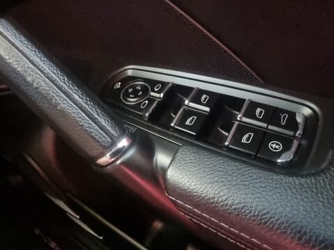 Porsche Cayenne D V6 TIPTRONIC 53