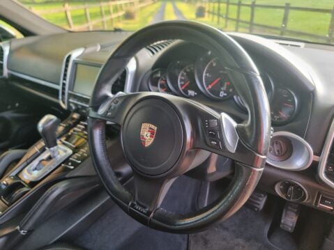 Porsche Cayenne D V6 TIPTRONIC 29