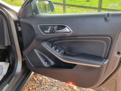 Mercedes-Benz GLA Class GLA 200 D SPORT PREMIUM PLUS 20