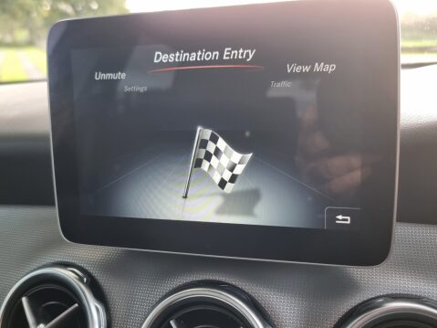 Mercedes-Benz GLA Class GLA 200 D SPORT PREMIUM PLUS 48