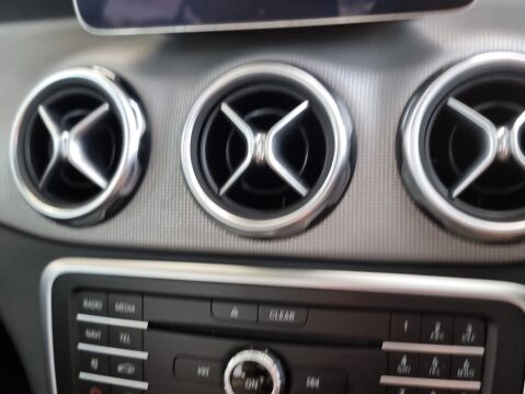 Mercedes-Benz GLA Class GLA 200 D SPORT PREMIUM PLUS 49