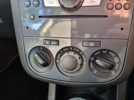 Vauxhall Corsa SE 29