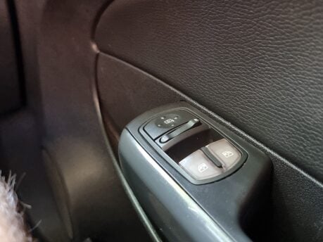 Vauxhall Corsa SE 36