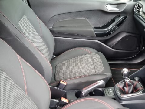 Ford Fiesta SPORT TDCI One Owner Navigation Apple car Play FSH 21