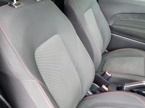 Ford Fiesta SPORT TDCI One Owner Navigation Apple car Play FSH 20