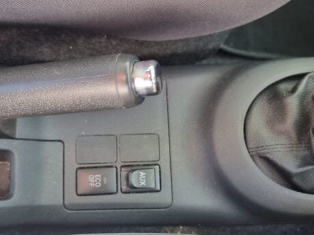 Toyota Yaris TR VVT-I 45