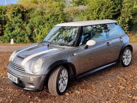 Mini Hatch COOPER S 12