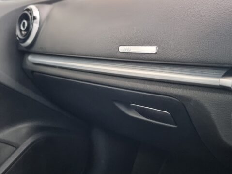 Audi A3 SPORTBACK TFSI SPORT 44