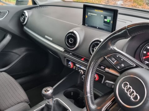 Audi A3 SPORTBACK TFSI SPORT 37