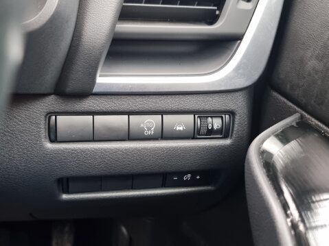 Nissan Qashqai DIG-T ACENTA PREMIUM MHEV 53