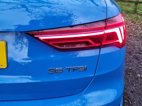 Audi Q3 TFSI S LINE MHEV 7