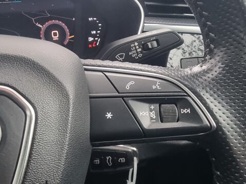 Audi Q3 TFSI S LINE MHEV 53