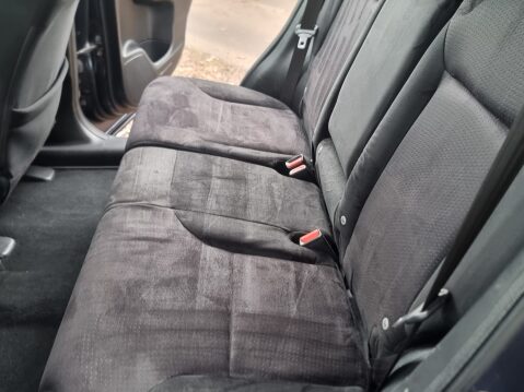 Honda CR-V I-VTEC SE 31