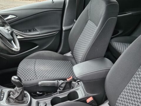 Vauxhall Astra BUSINESS EDITION NAV 19