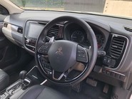 Mitsubishi Outlander EXCEED 3