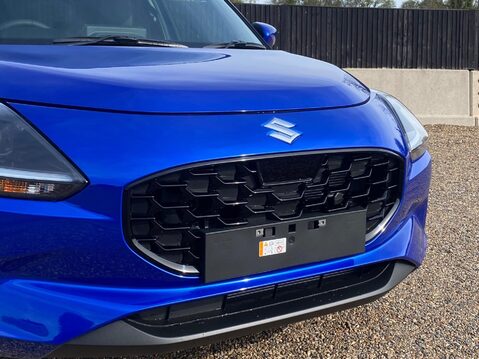 Suzuki Swift 1.2 MHEV Motion Euro 6 (s/s) 5dr 13