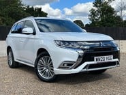 Mitsubishi Outlander PHEV EXCEED SAFETY 1